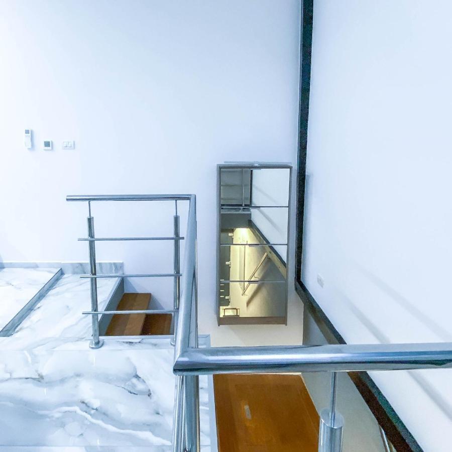The Residence Of Silver Sky House 蒂米什瓦拉 外观 照片